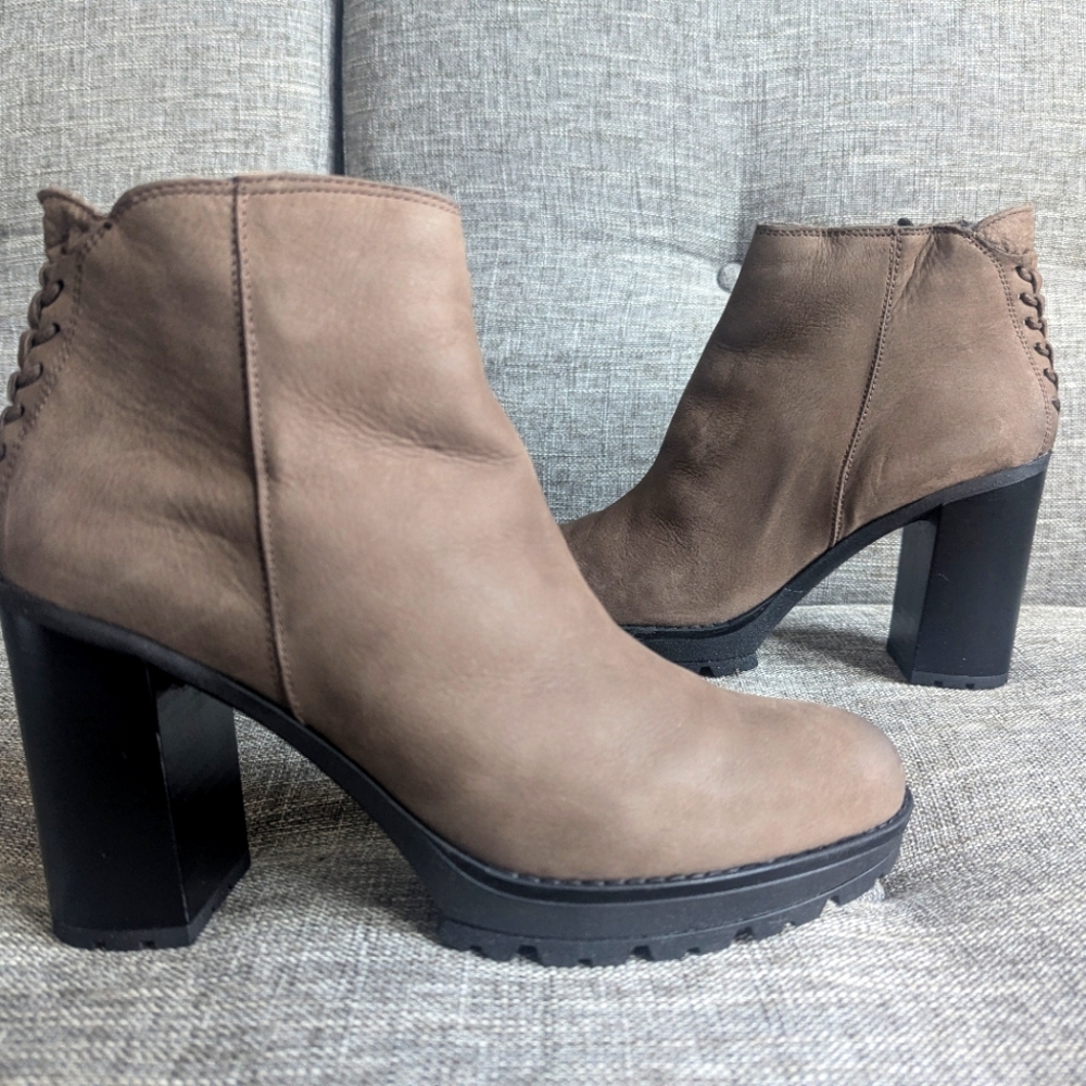 Platform high heel platform Italian suede  booties New  Size 9.5